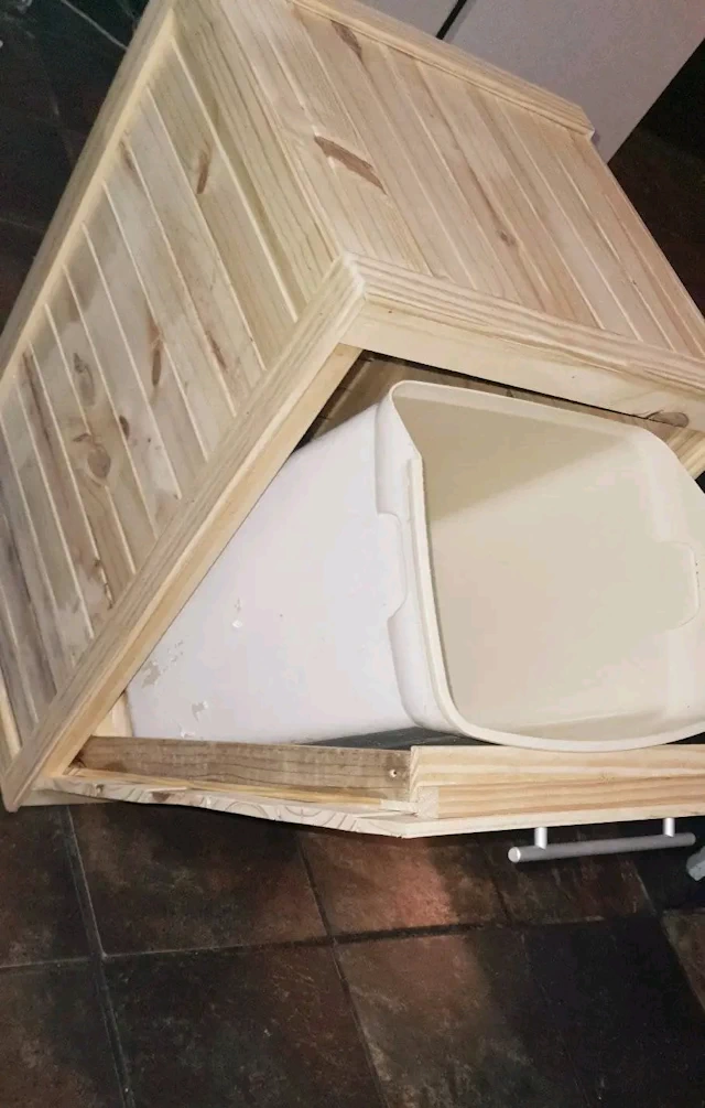Wooden Garbage Bin