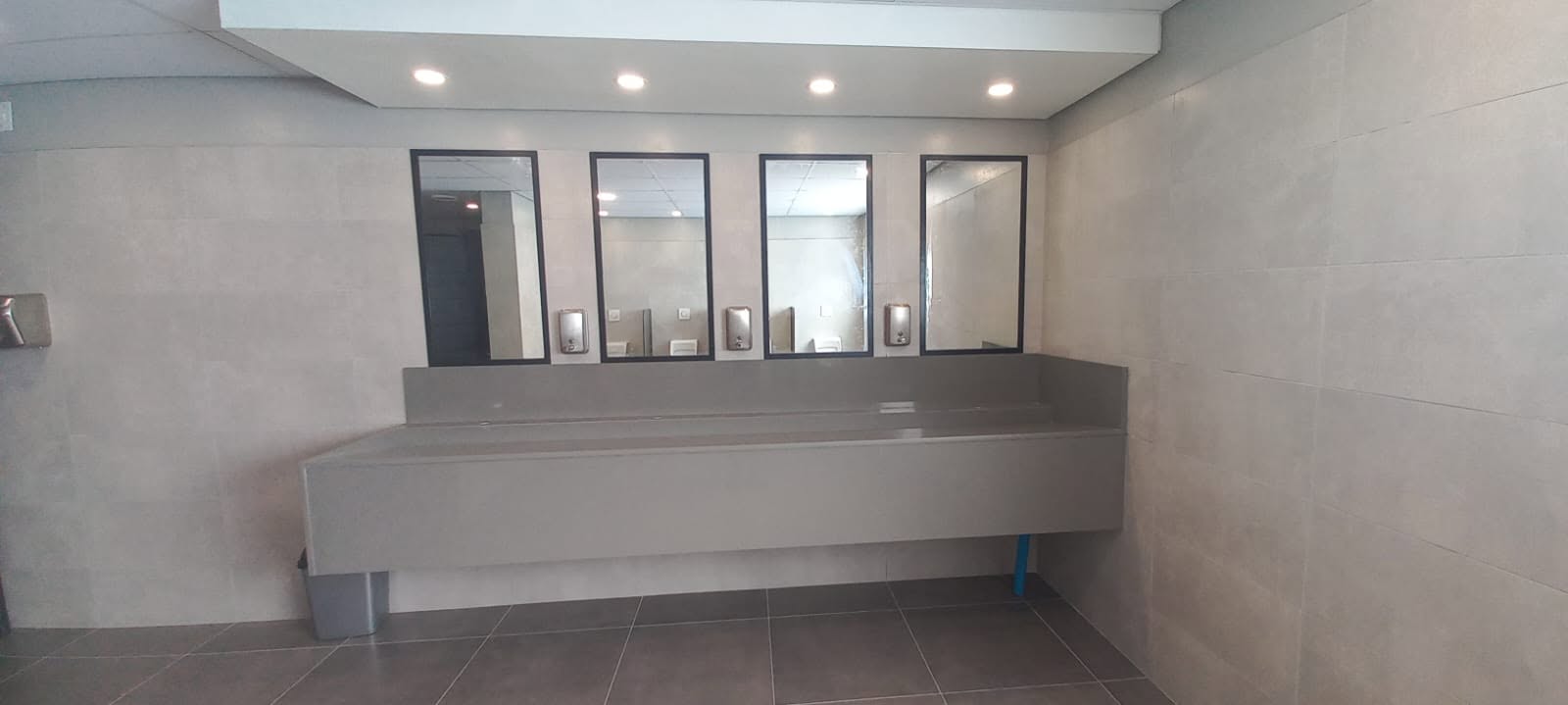 Mirror